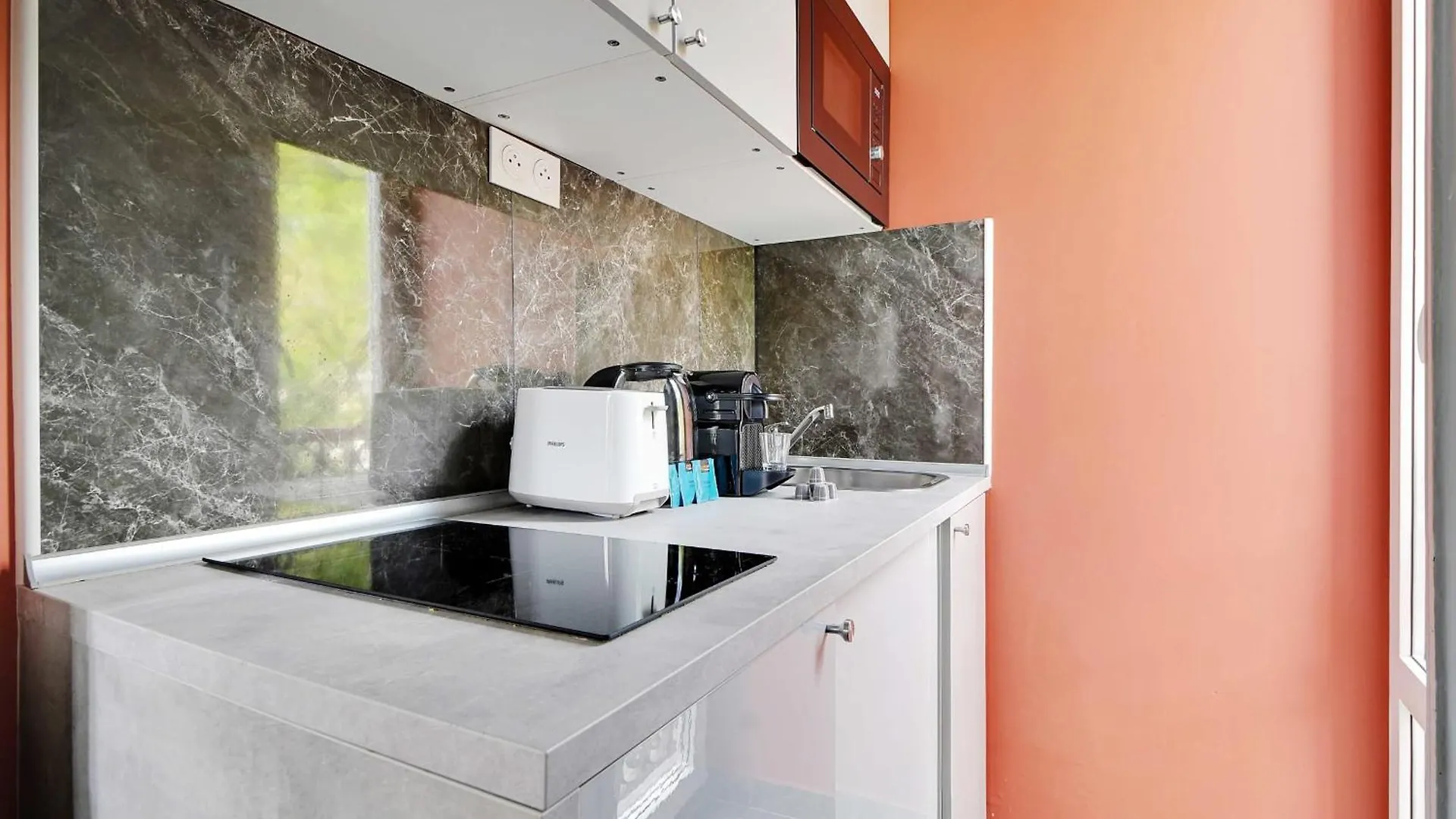 Residence Republique - Magenta Paris Apartment