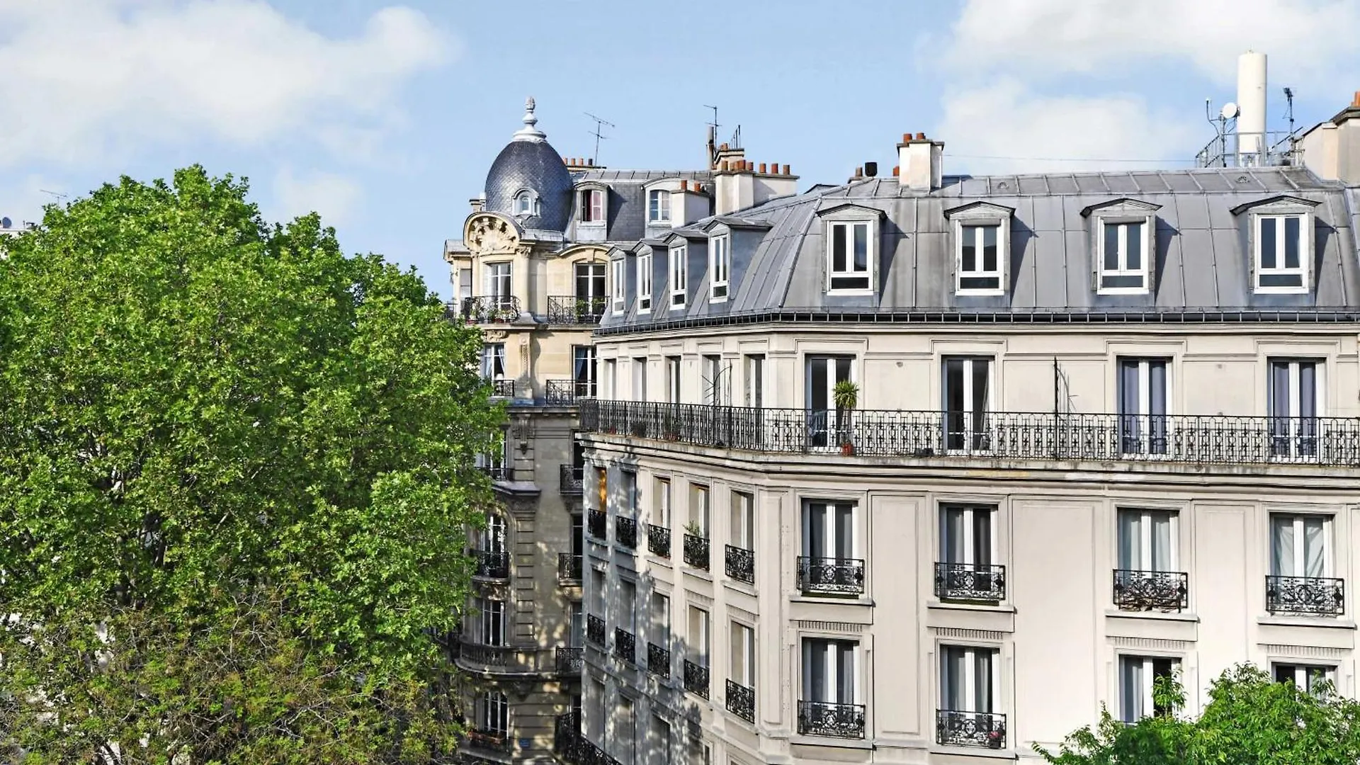 Residence Republique - Magenta Paris France
