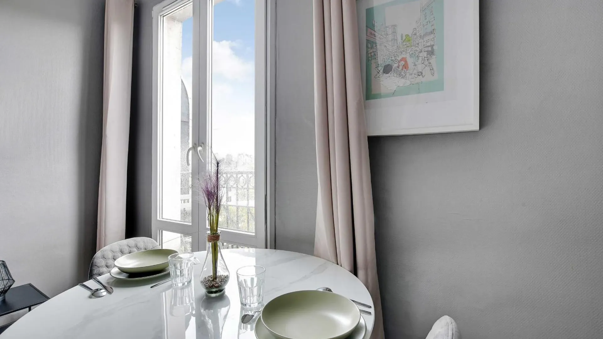 Residence Republique - Magenta Paris Apartment