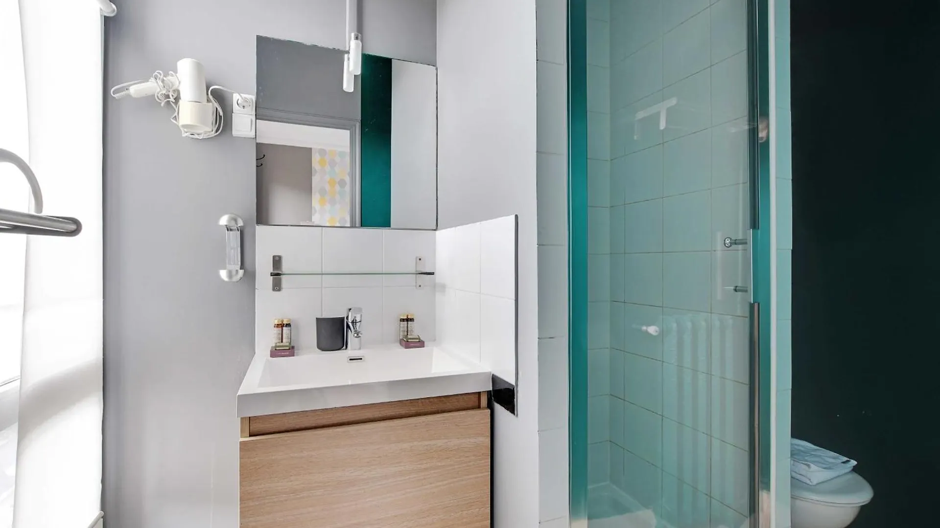 Apartment Residence Republique - Magenta Paris France
