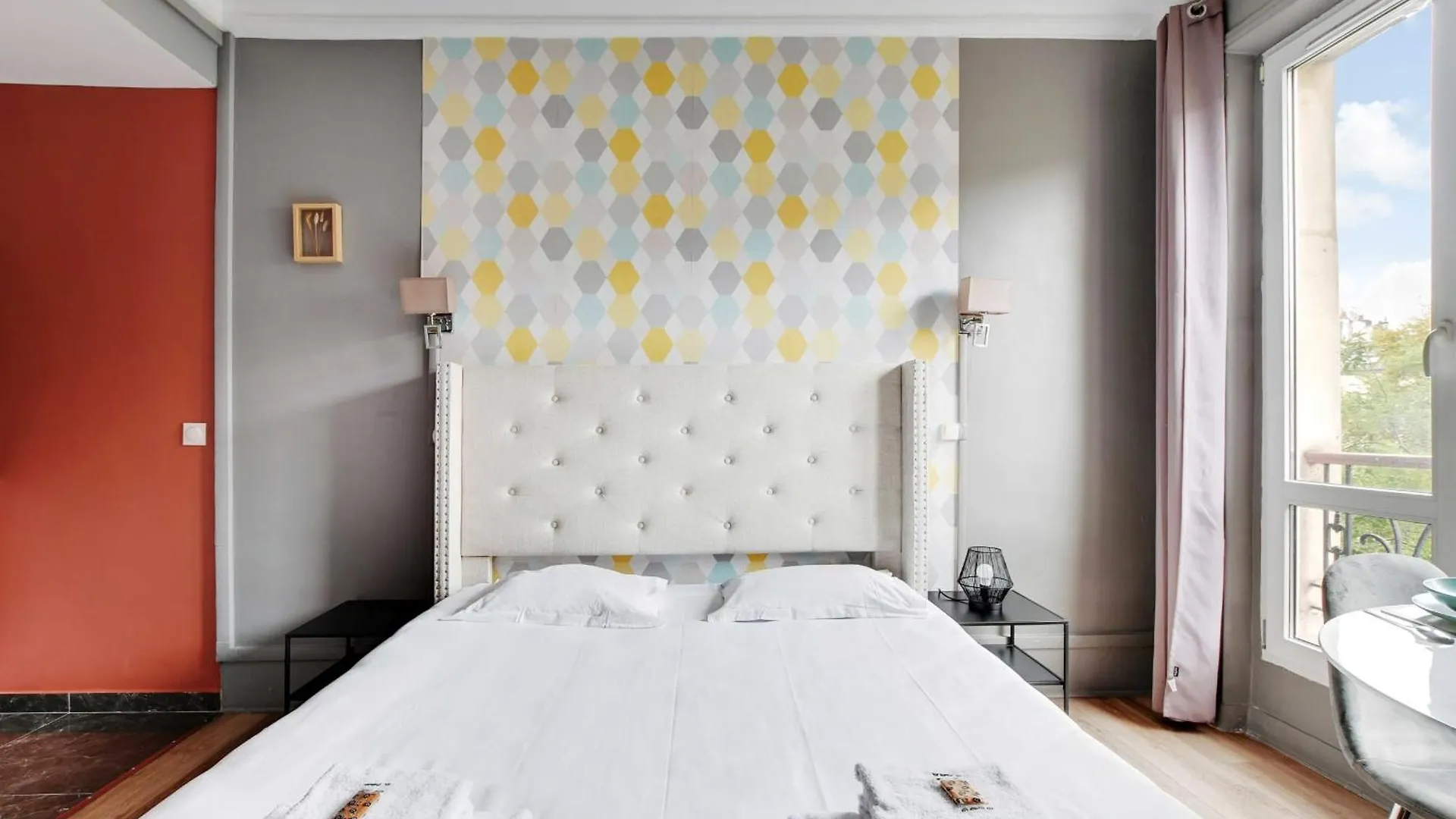 Apartment Residence Republique - Magenta Paris France