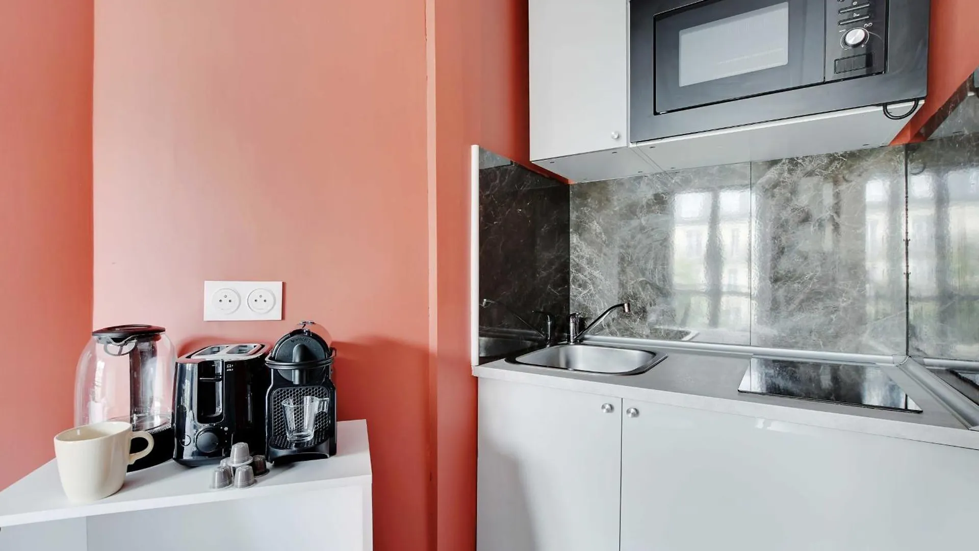 Residence Republique - Magenta Paris Apartment