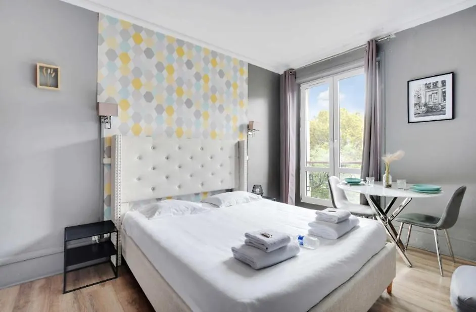 Residence Republique - Magenta Paris France