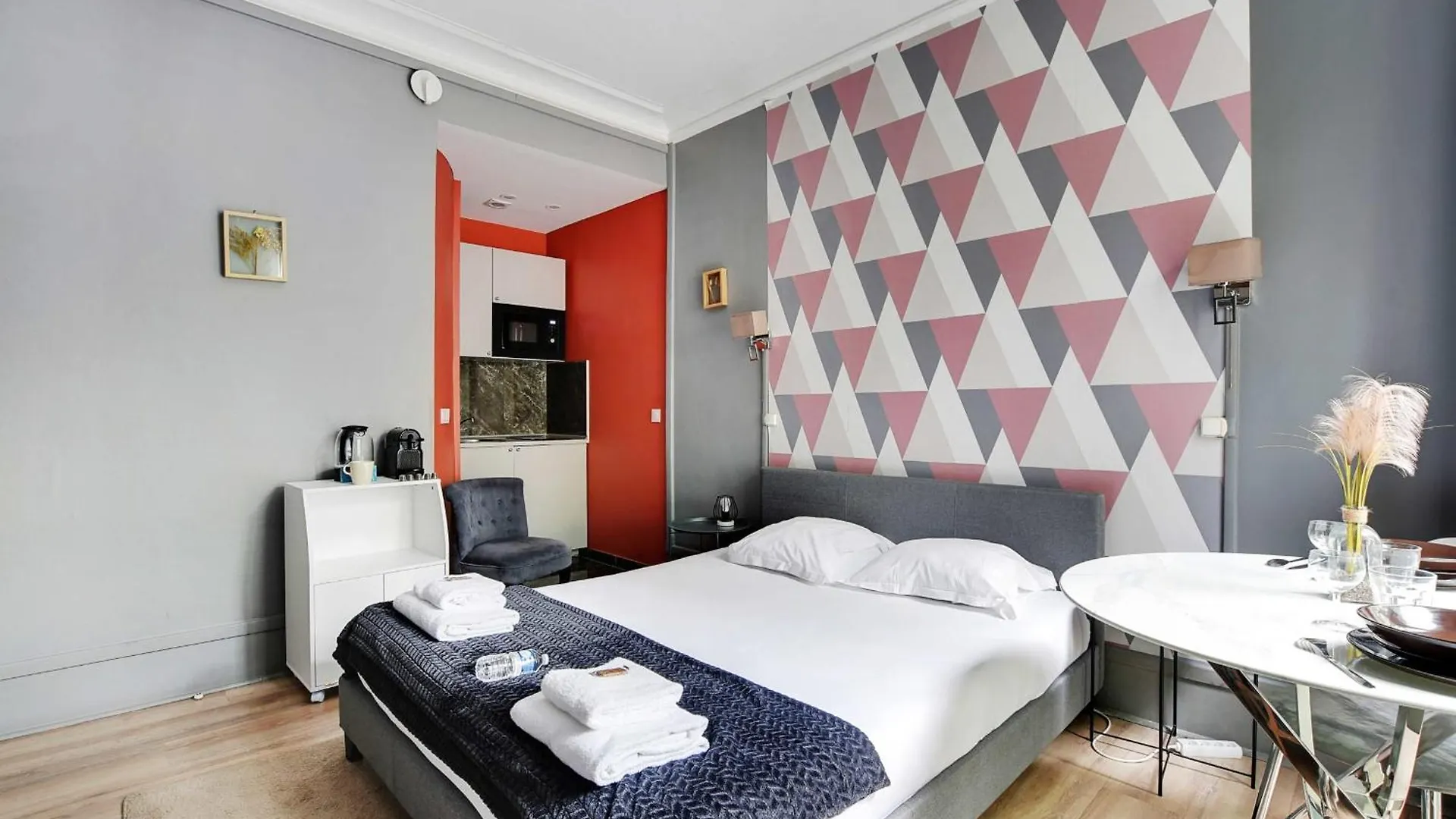 Residence Republique - Magenta Paris 0*,  France