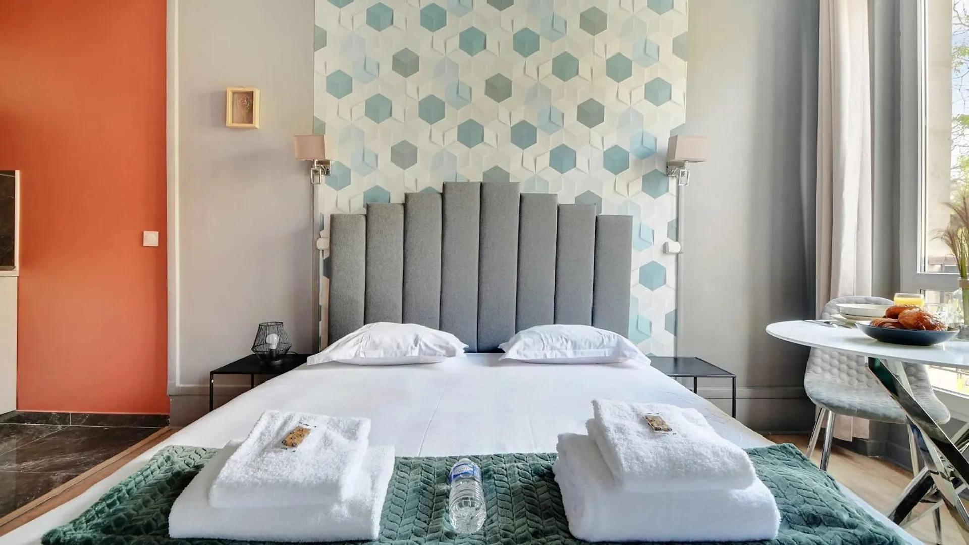 Residence Republique - Magenta Paris 0*,