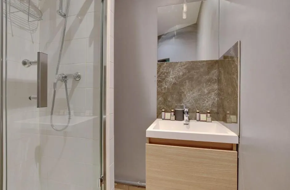 Residence Republique - Magenta Paris 0*,  France