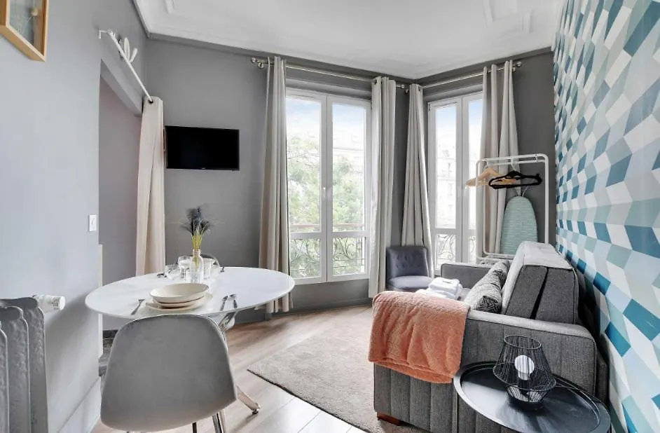 Residence Republique - Magenta Paris