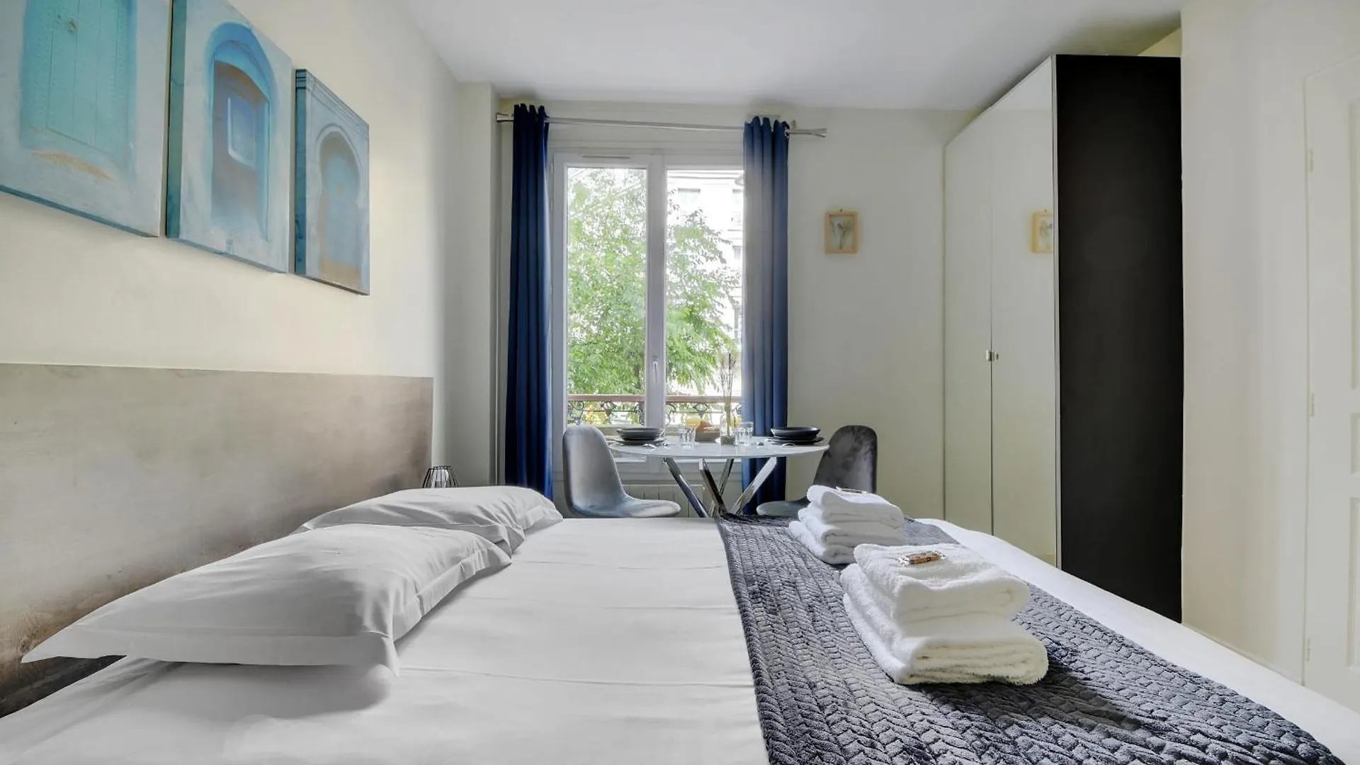 Apartment Residence Republique - Magenta Paris France