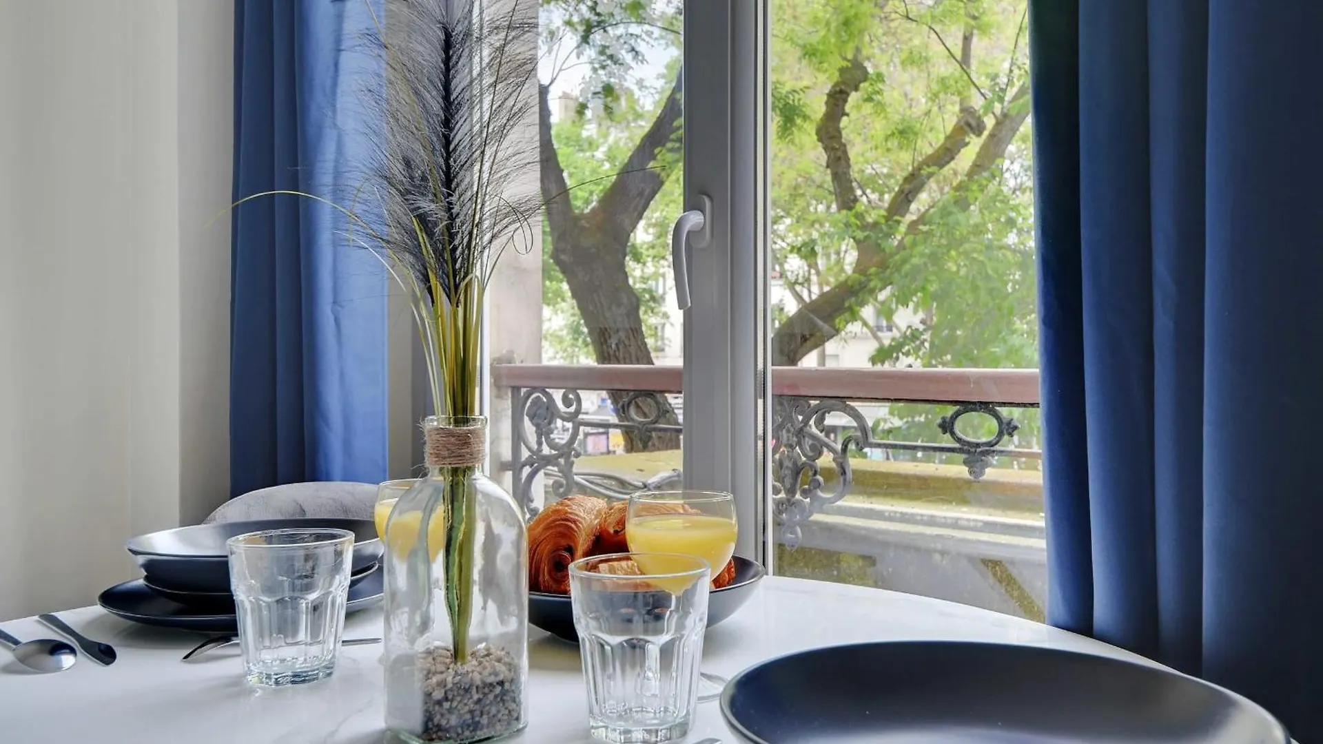 Residence Republique - Magenta Paris Apartment